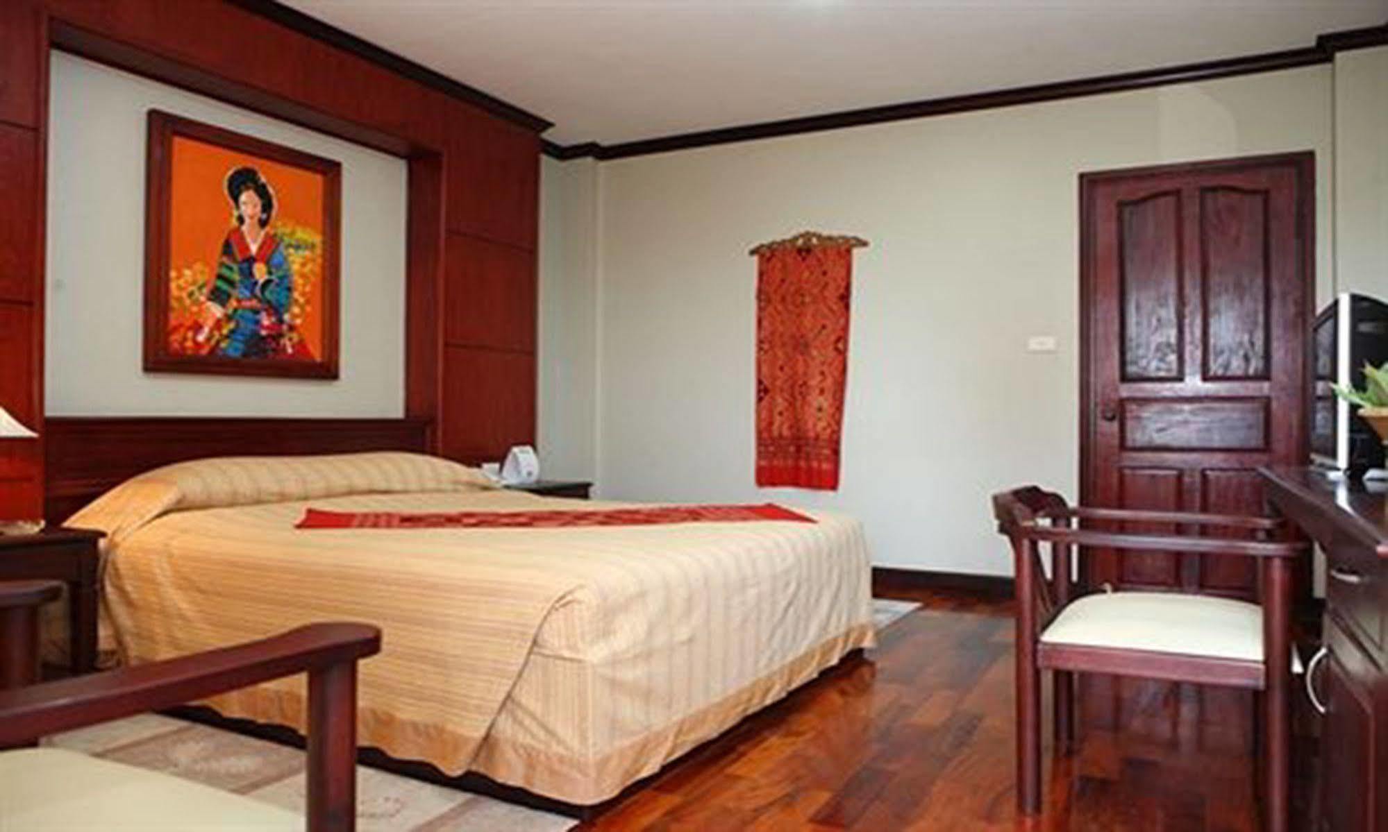 Vansana Riverside Hotel Vientiane Exterior photo